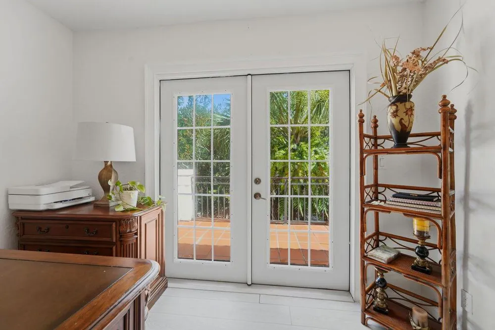 8074 MURANO CIRCLE Palm Beach Gardens, FL 33418