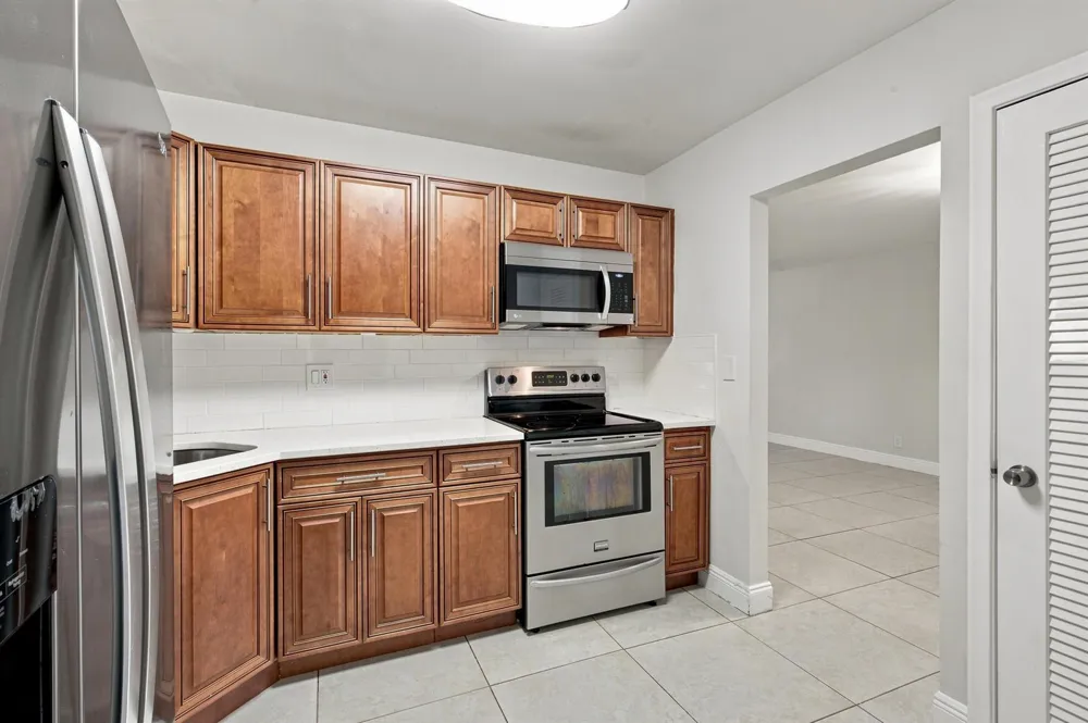 9 NE 19TH COURT #119C Wilton Manors, FL 33305