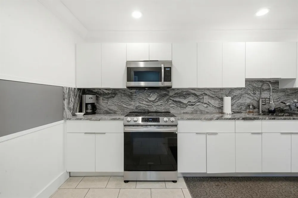 9 NE 19TH COURT #119C Wilton Manors, FL 33305