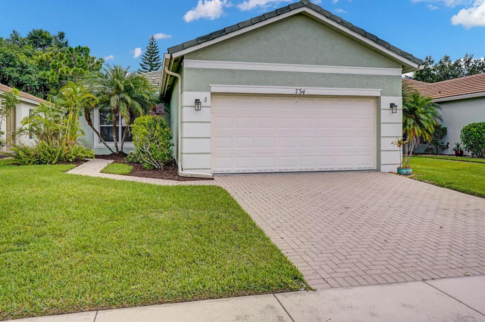 734 SW Rocky Bayou Terrace Port St. Lucie, FL 34986