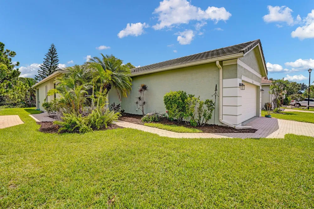 734 SW Rocky Bayou Terrace Port St. Lucie, FL 34986