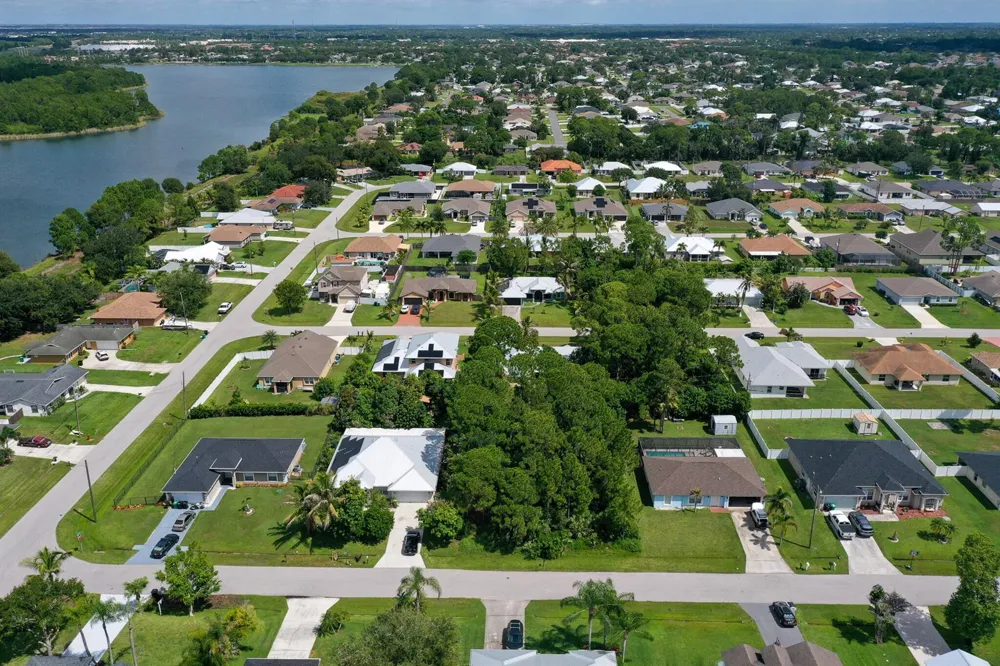 1881 SW LOFGREN AVENUE Port St. Lucie, FL 34953