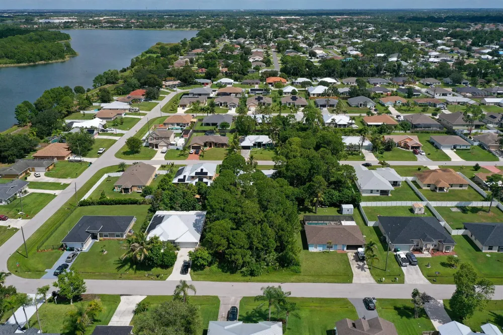 1881 SW LOFGREN AVENUE Port St. Lucie, FL 34953