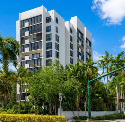 77 Crandon Blvd #5C