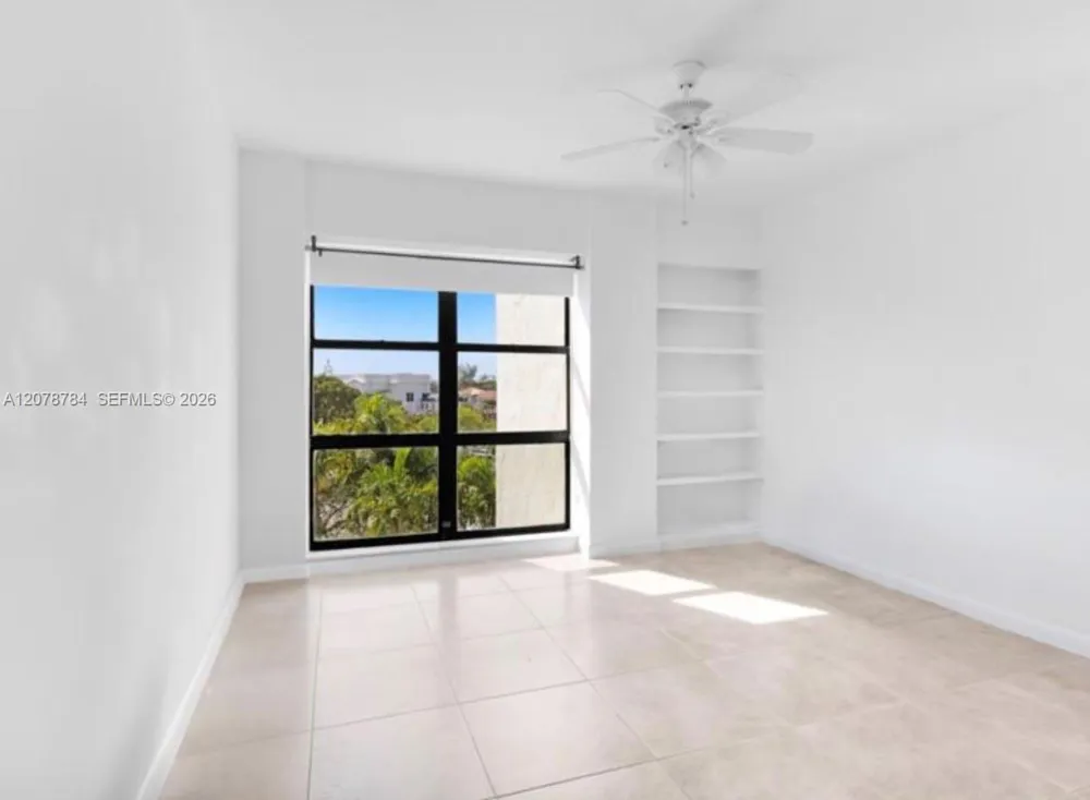 77 Crandon Blvd #5C Key Biscayne, FL 33149