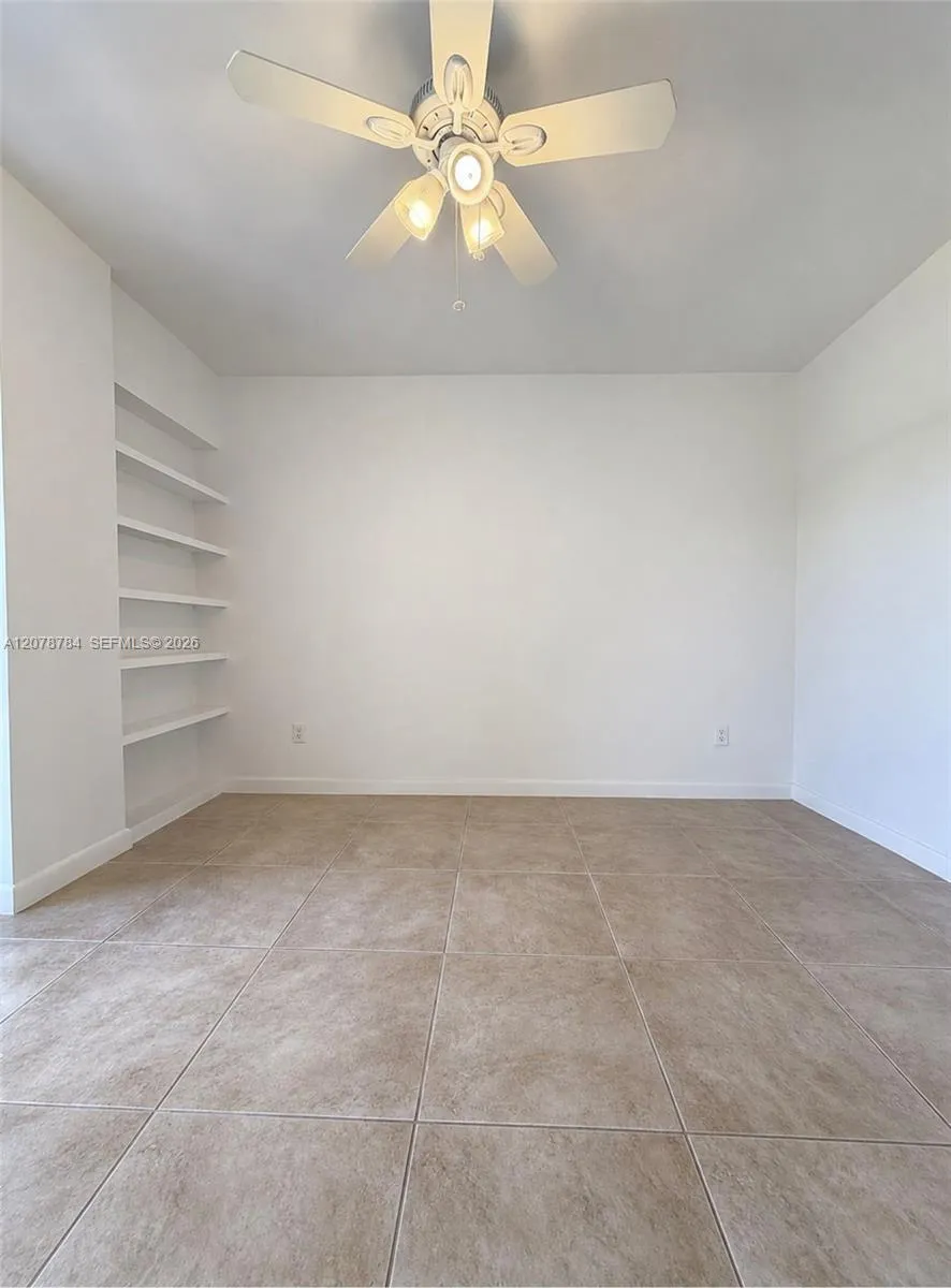 77 Crandon Blvd #5C Key Biscayne, FL 33149