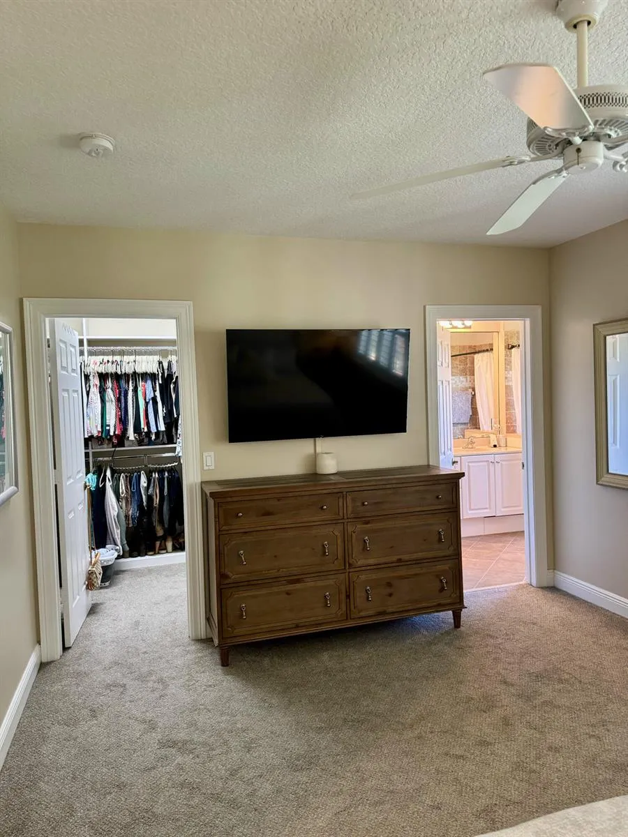 4488 Hickory Drive Palm Beach Gardens, FL 33418