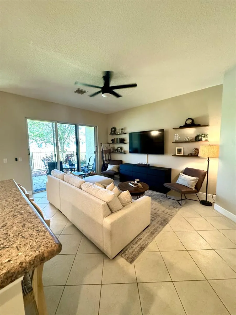 4488 Hickory Drive Palm Beach Gardens, FL 33418