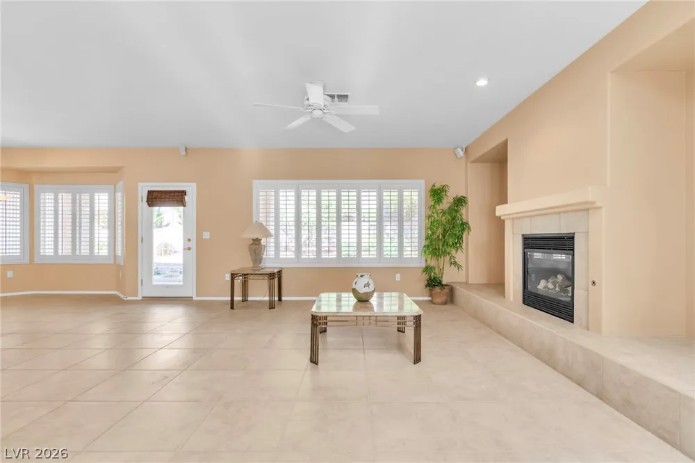 1668 Sebring Hills Drive Henderson, NV 89052