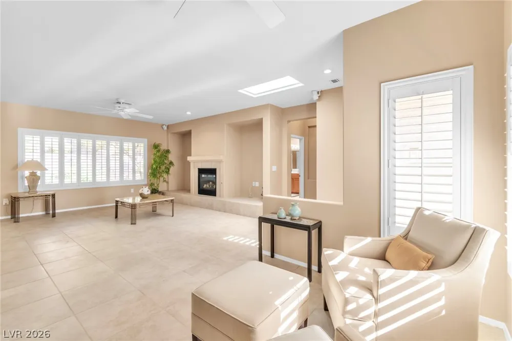 1668 Sebring Hills Drive Henderson, NV 89052