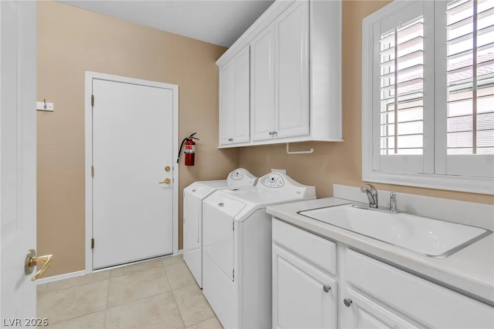 1668 Sebring Hills Drive Henderson, NV 89052