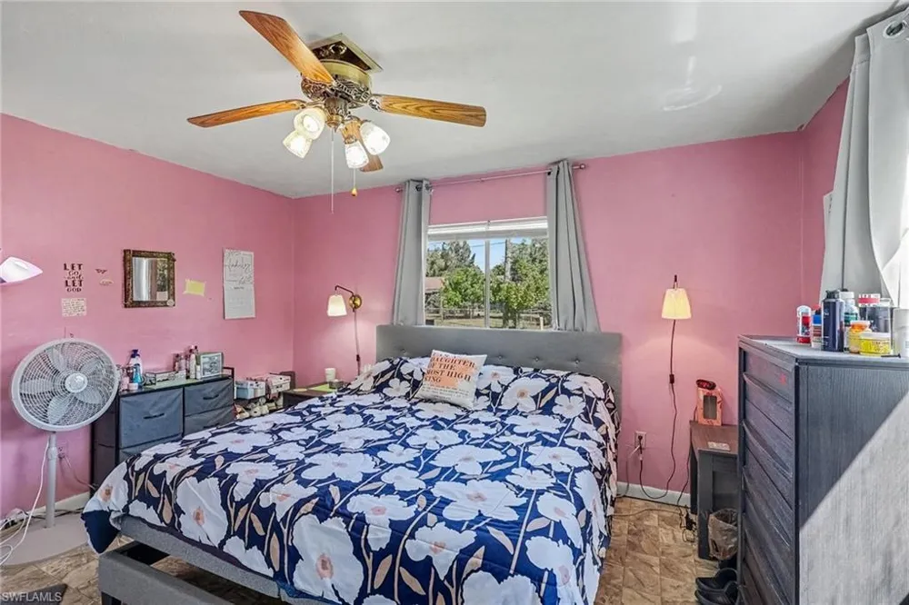12608 2nd Street Fort Myers, FL 33905