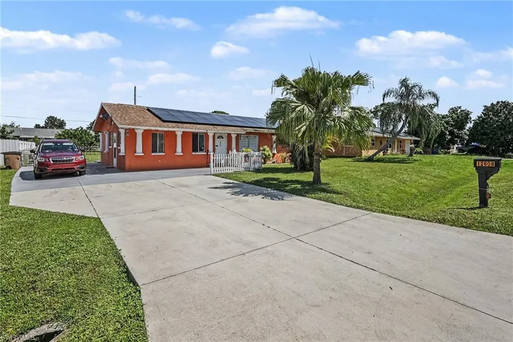 12608 2nd Street Fort Myers, FL 33905