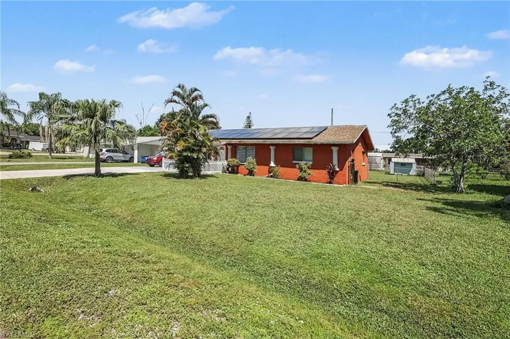 12608 2nd Street Fort Myers, FL 33905