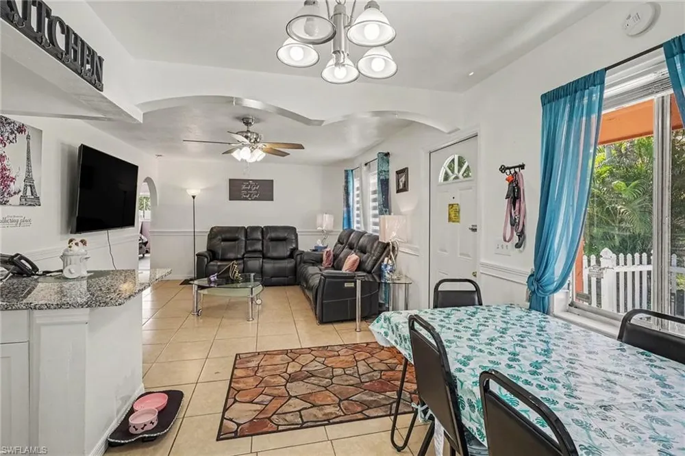 12608 2nd Street Fort Myers, FL 33905