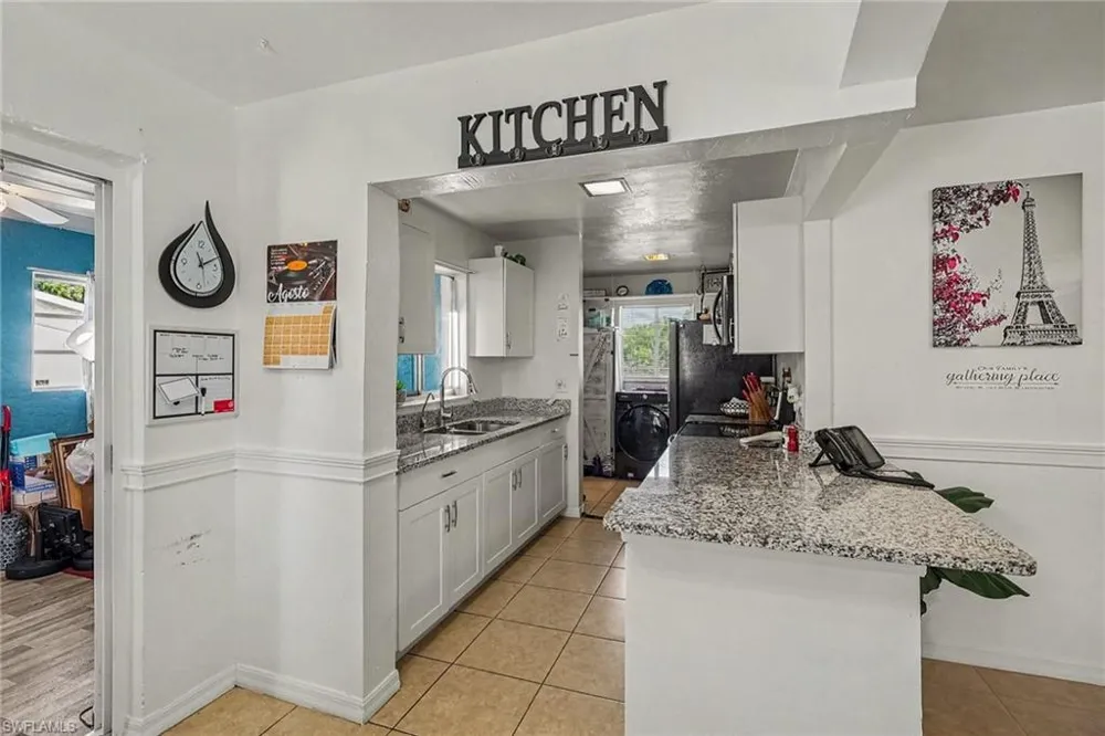12608 2nd Street Fort Myers, FL 33905