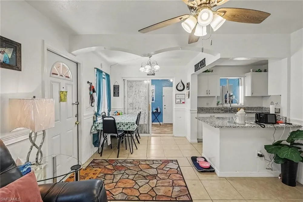 12608 2nd Street Fort Myers, FL 33905
