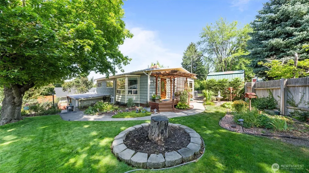 209 S 7th Street Dayton, WA 99328