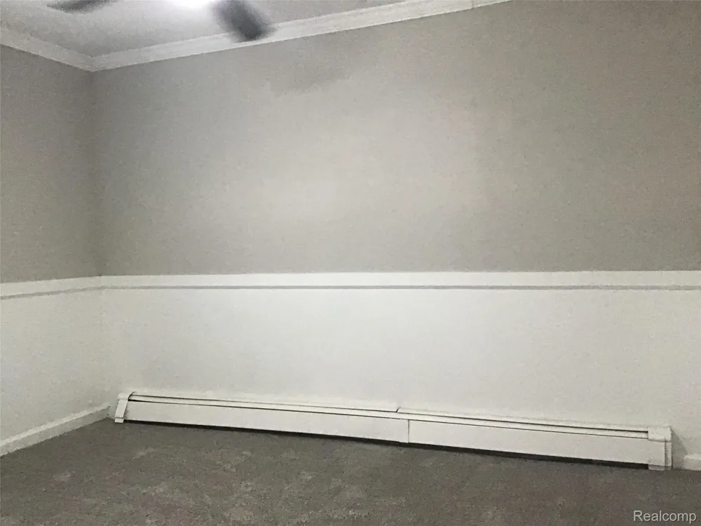 6063 Catalpa Avenue Sterling Heights City, MI 48314