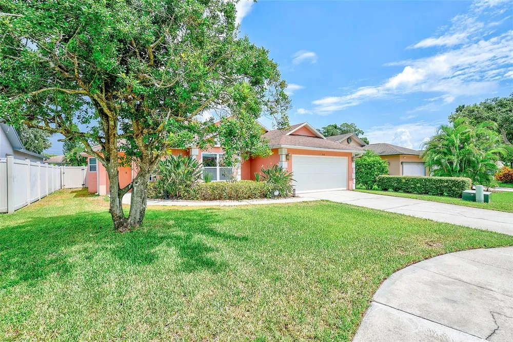 3106 FEATHERWOOD COURT Clearwater, FL 33759