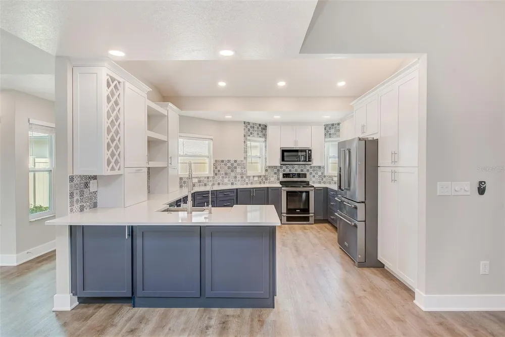 3106 FEATHERWOOD COURT Clearwater, FL 33759