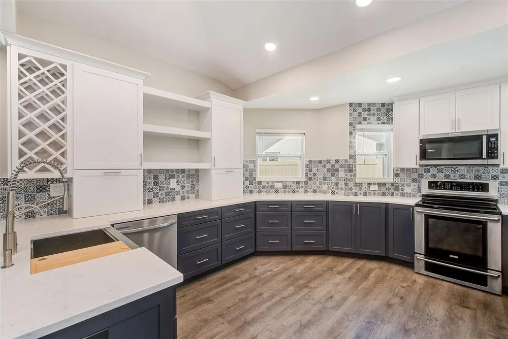 3106 FEATHERWOOD COURT Clearwater, FL 33759