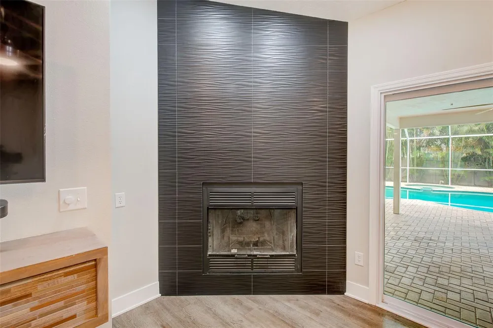 3106 FEATHERWOOD COURT Clearwater, FL 33759