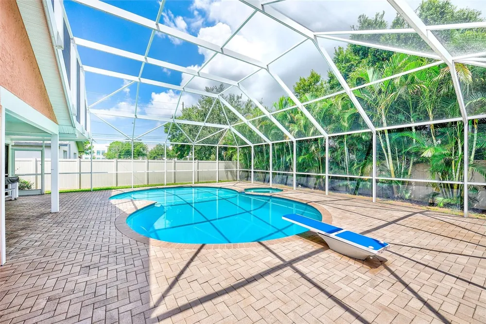 3106 FEATHERWOOD COURT Clearwater, FL 33759