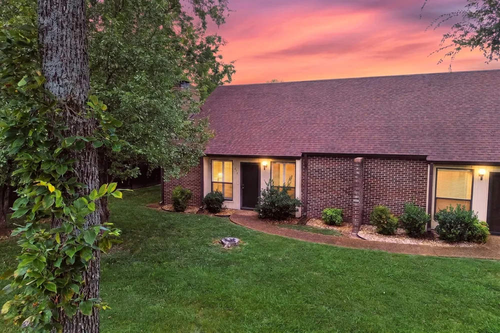 416 Castlewood Ln Lebanon, TN 37087