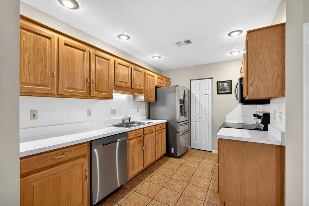 416 Castlewood Ln Lebanon, TN 37087