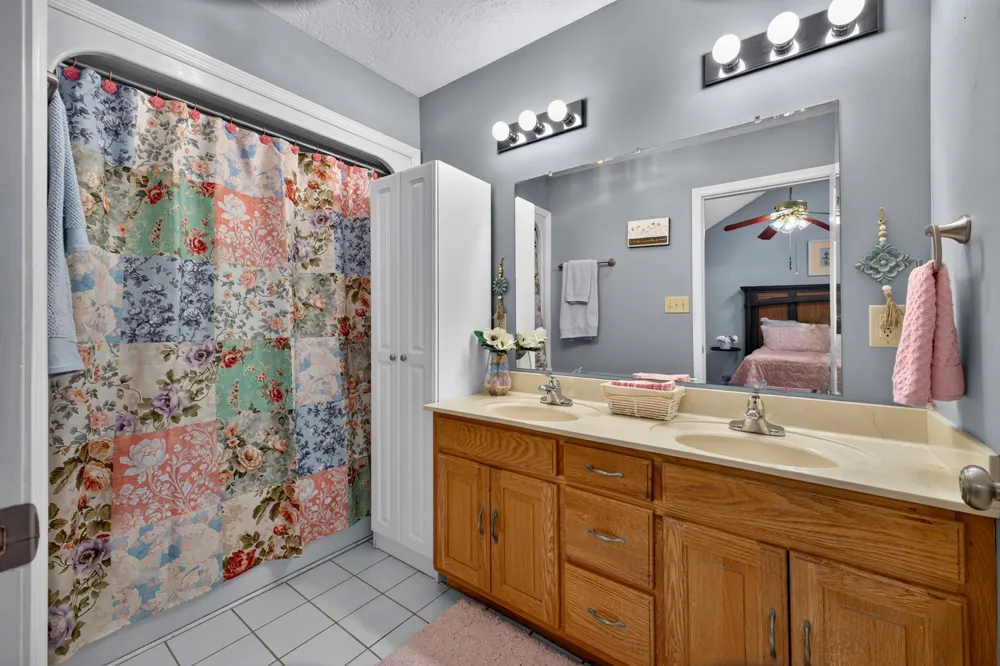416 Castlewood Ln Lebanon, TN 37087