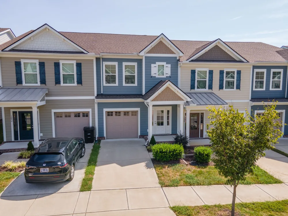 1086 Sweetleaf Dr Franklin, TN 37064