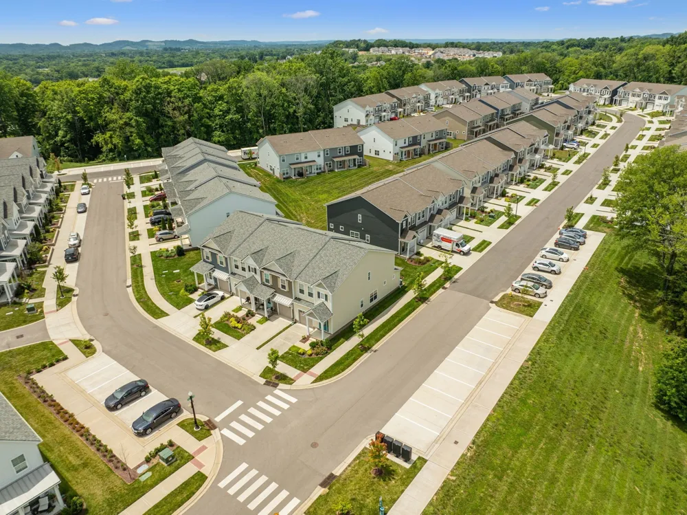 1086 Sweetleaf Dr Franklin, TN 37064