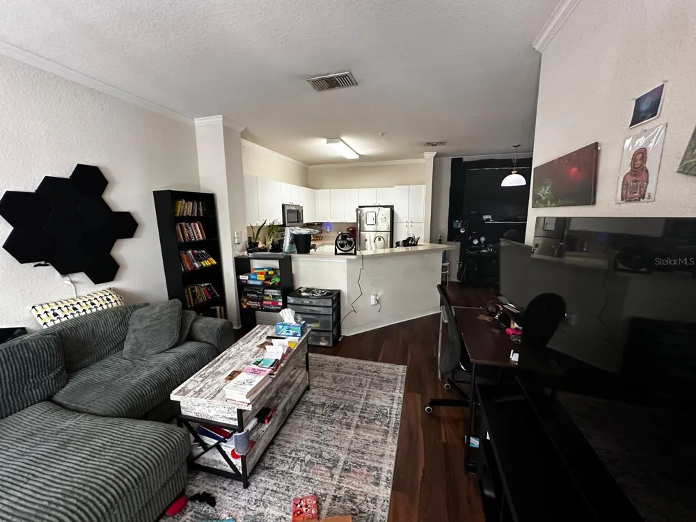 3605 CONROY ROAD #524 Orlando, FL 32839