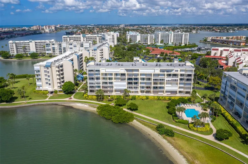 7882 SAILBOAT KEY BOULEVARD S #405 South Pasadena, FL 33707