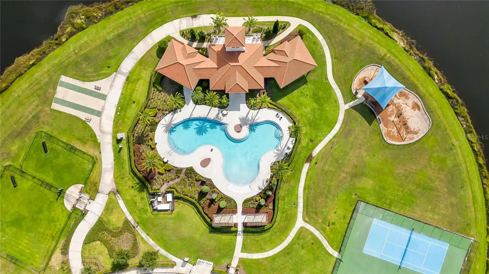 16636 WINDMILL FORGE PASS Wimauma, FL 33598