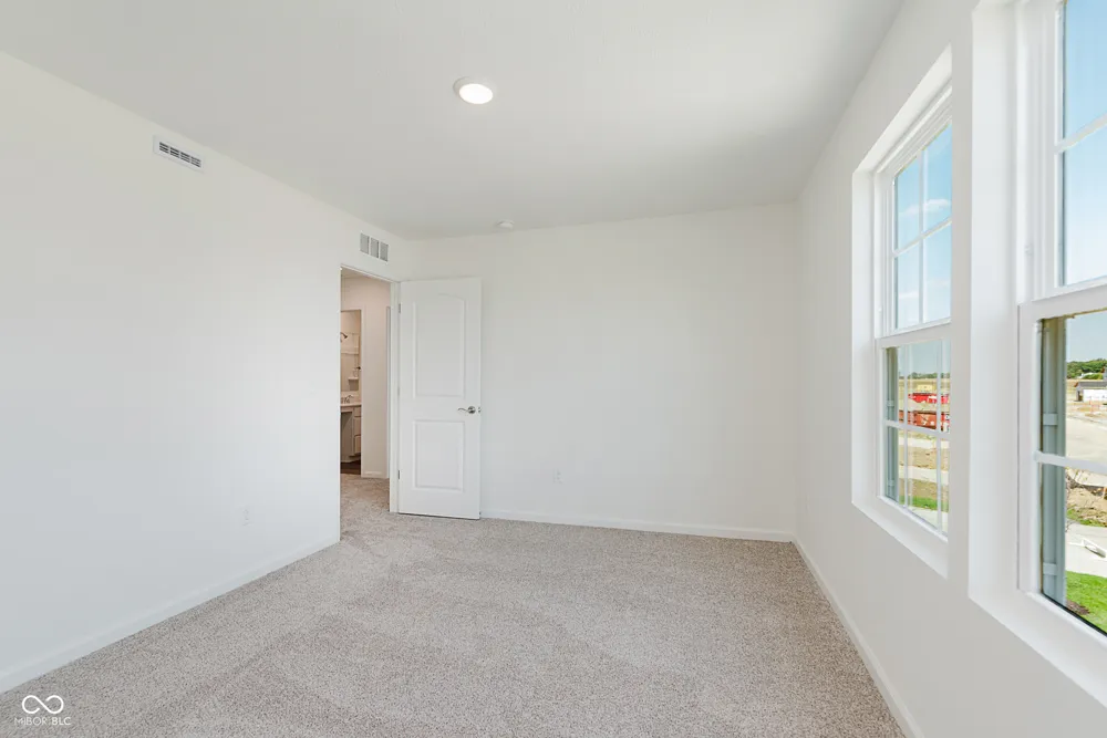 3782 Sterling Drive Whitestown, IN 46075