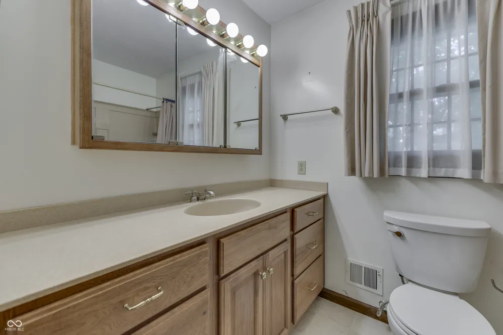 411 Narcissus Drive Indianapolis, IN 46227