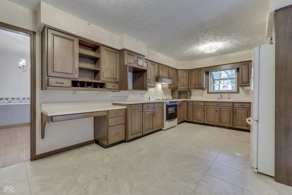 411 Narcissus Drive Indianapolis, IN 46227