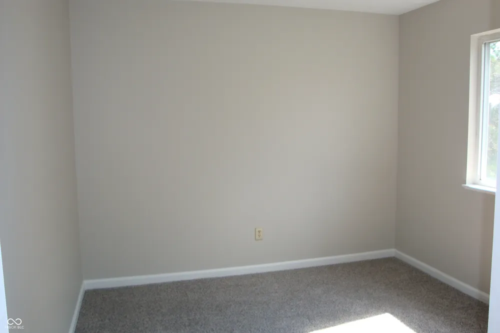 2477 Grand Fir Drive Greenwood, IN 46143