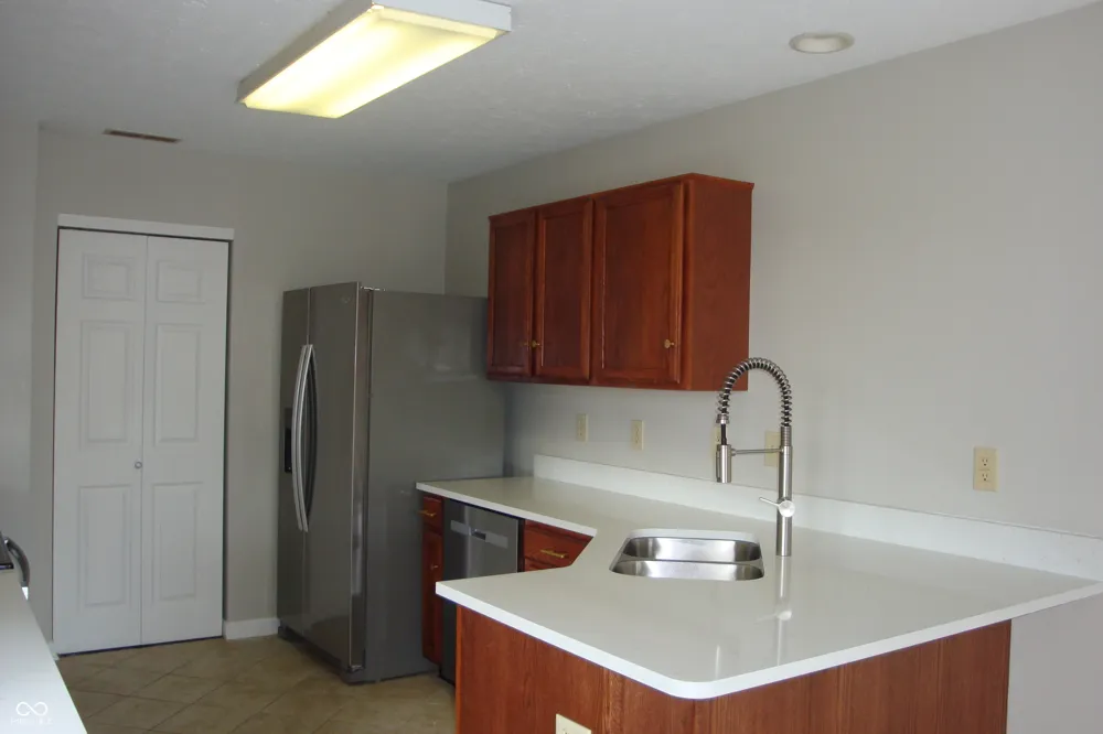 2477 Grand Fir Drive Greenwood, IN 46143