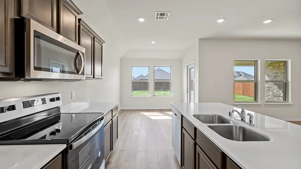 211 Whispering Pine Drive Royse City, TX 75189