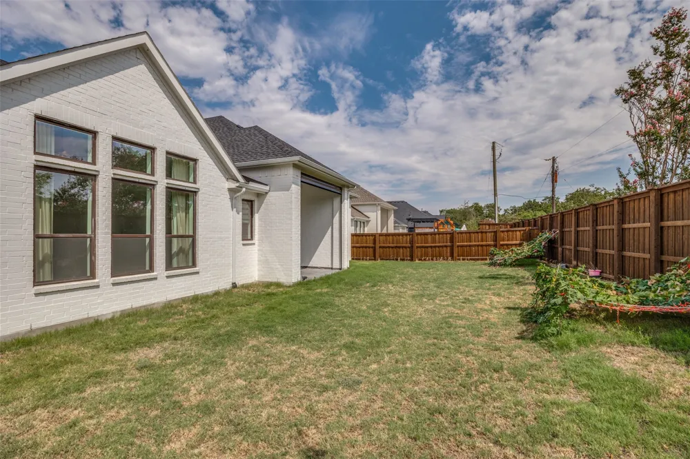 132 Cottonwood Court Murphy, TX 75094