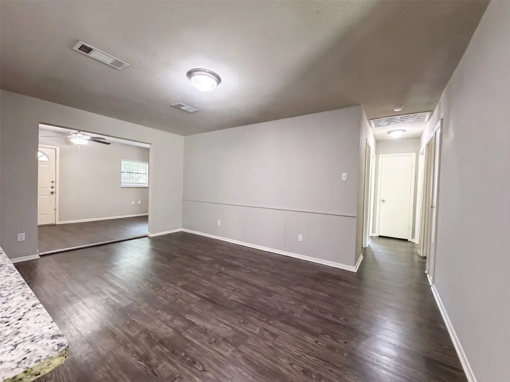 330 E Coral Way Grand Prairie, TX 75051