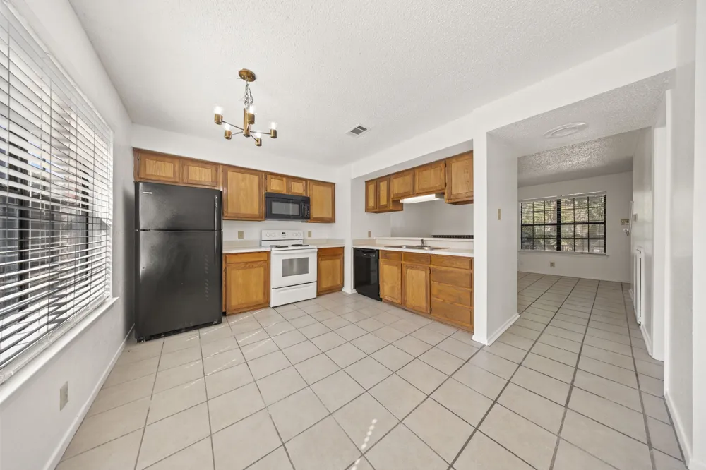 929 W Hickory Street #A5 Denton, TX 76201