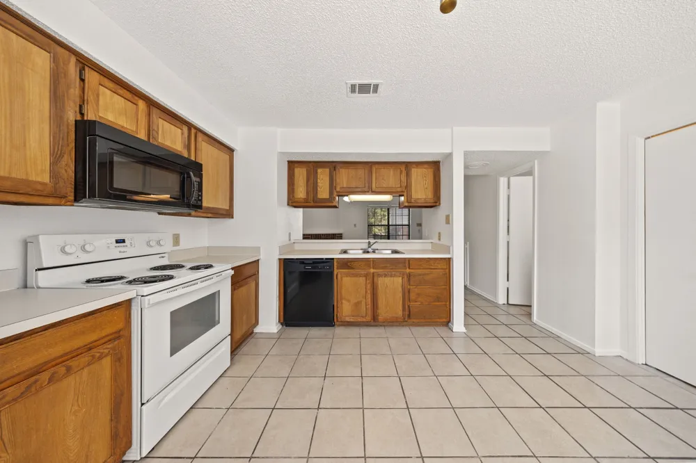 929 W Hickory Street #A5 Denton, TX 76201
