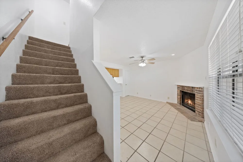 929 W Hickory Street #A5 Denton, TX 76201