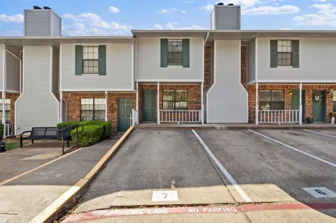 929 W Hickory Street #A5