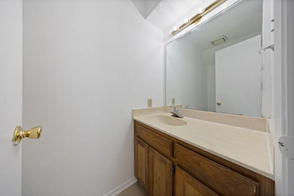 929 W Hickory Street #A5 Denton, TX 76201