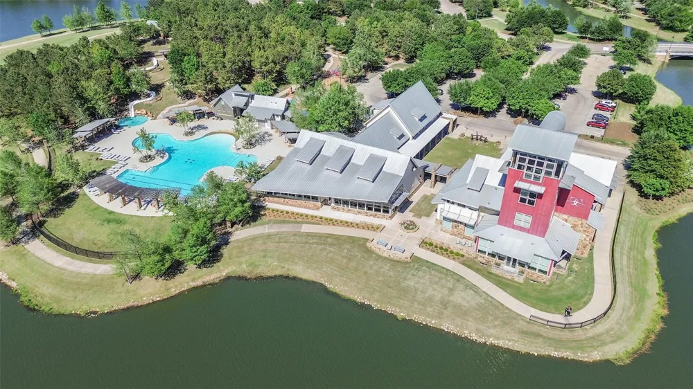 5562 Amber Brook Lane Fulshear, TX 77441